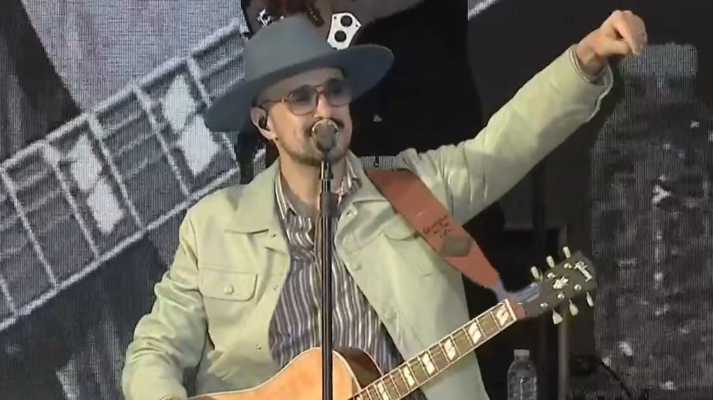 Abel Pintos en el Día de la Bandera en Rosario