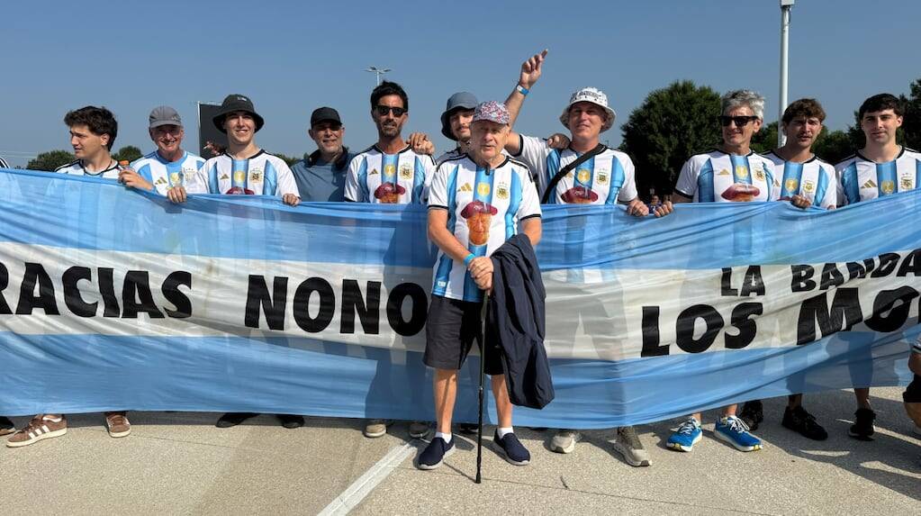 Alberto con su familia en el Mundial 2026