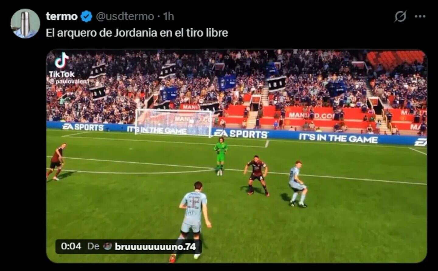 El arquero de Jordania en un tiro libre durante el partido contra Argentina