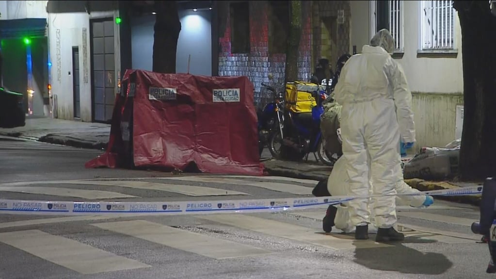 Escena del crimen en San Cristóbal donde un repartidor fue asesinado