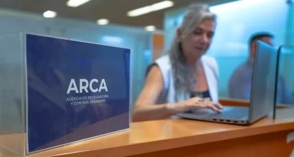 Aumento del Impuesto a las Ganancias y Monotributo en Argentina