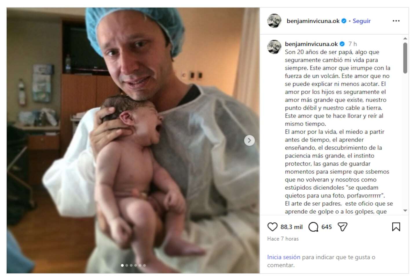 Benjamín Vicuña sosteniendo a su hijo recién nacido en un ambiente hospitalario