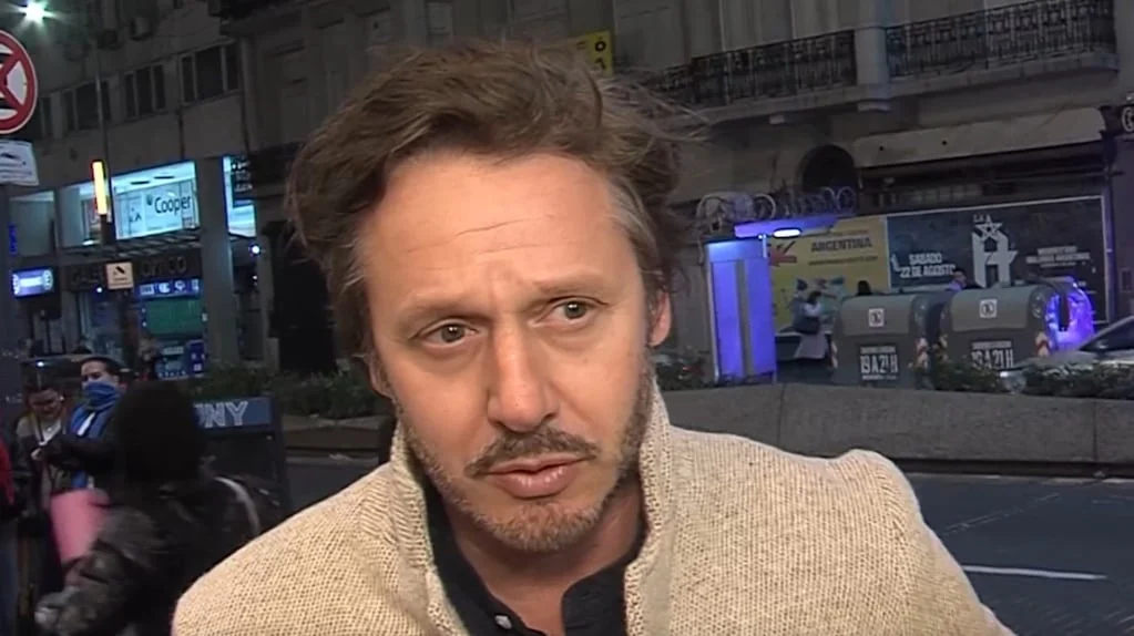 Benjamín Vicuña durante una entrevista