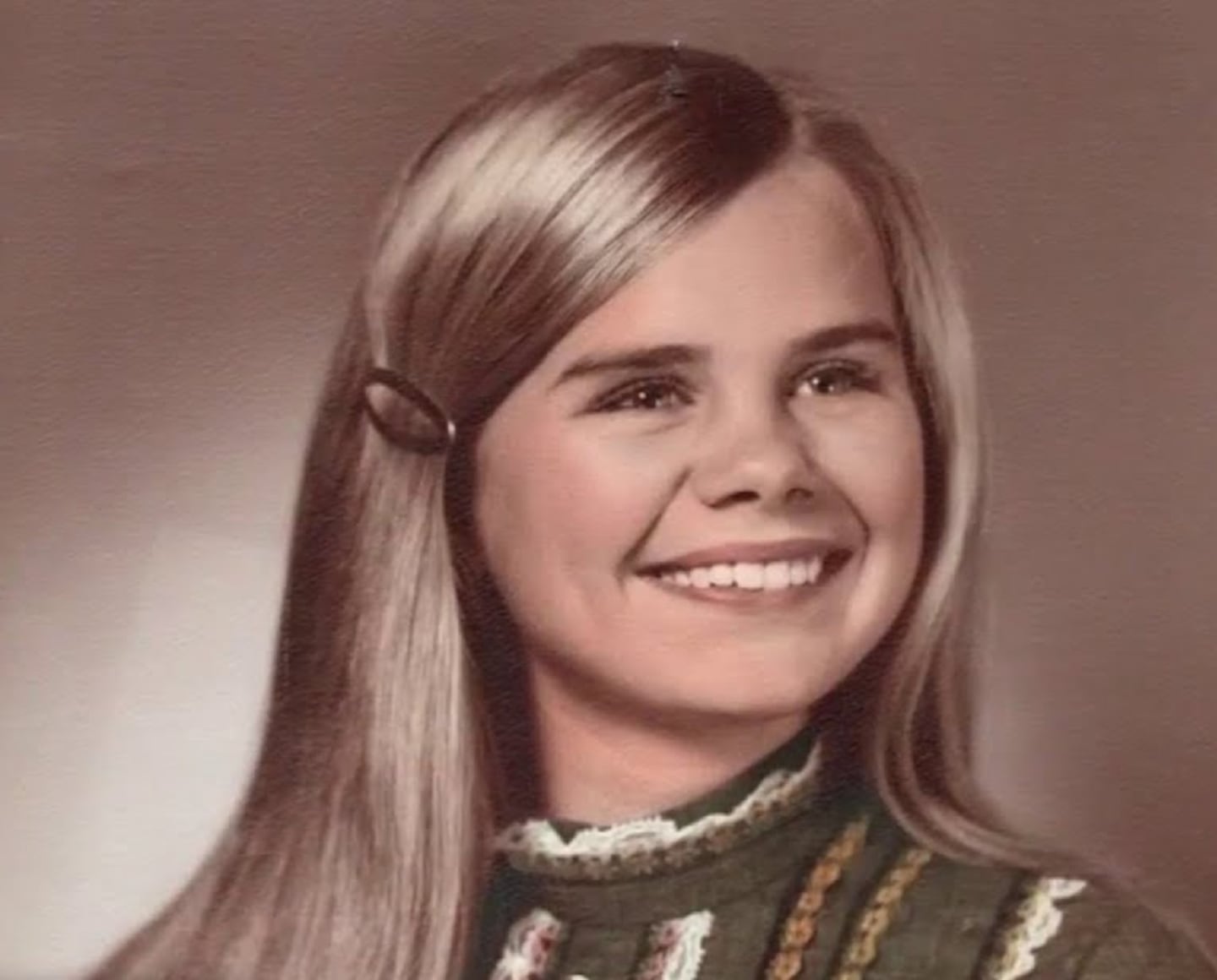 Retrato de Carla Walker, adolescente secuestrada y asesinada en 1974