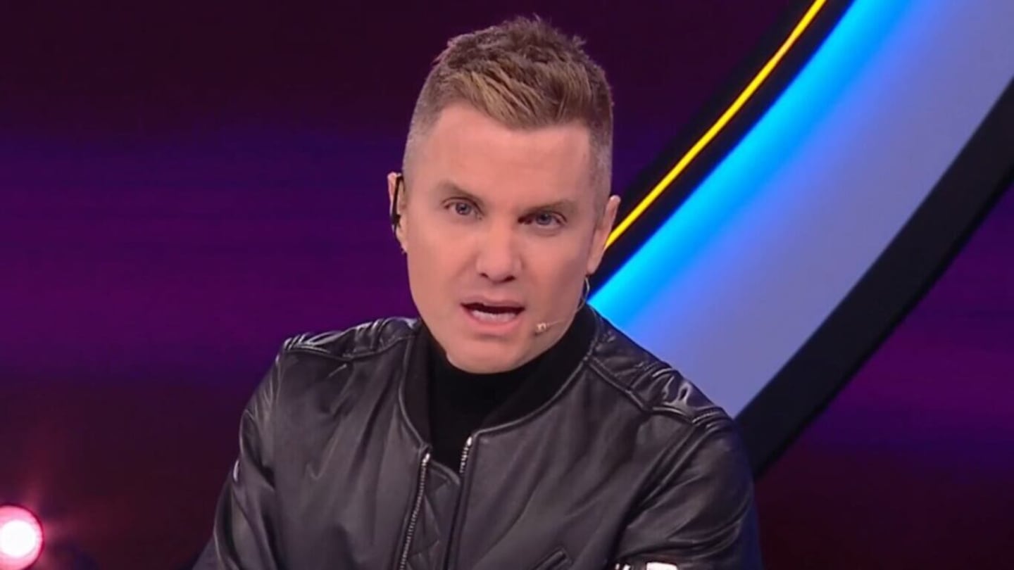 Santiago del Moro explicando la nueva voz de Big en Gran Hermano 2026