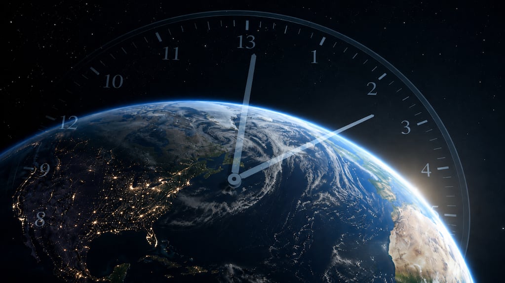 Representación de la Tierra y la Luna en movimiento