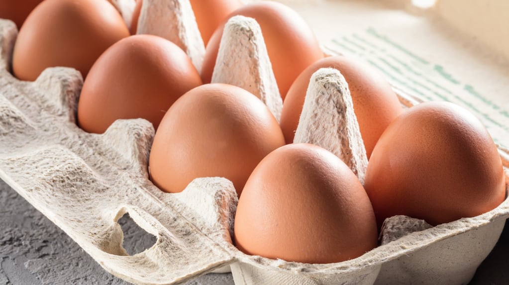 Huevos en la heladera