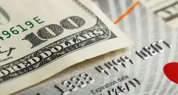 Cotización del dólar oficial y tarjeta en Argentina