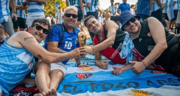 Cuatro amigos mendocinos en el Mundial 2026 en Dallas