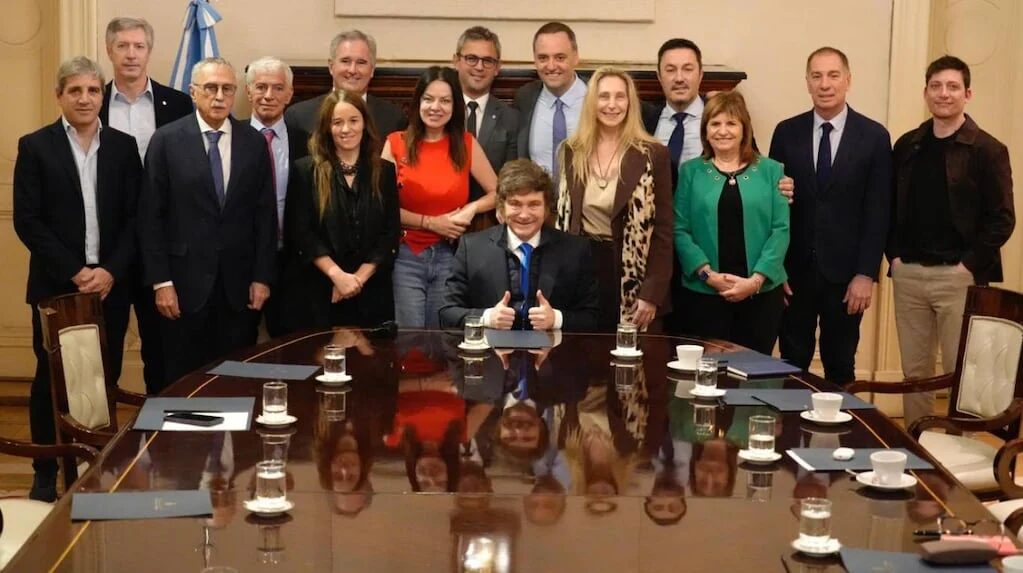 Javier Milei y su gabinete