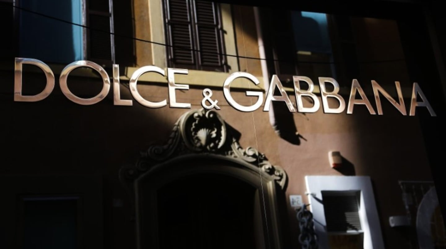 Cartel de la tienda Dolce & Gabbana en Patio Bullrich, Argentina