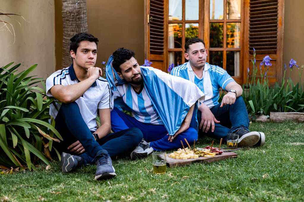 Hinchas argentinos viendo un partido del Mundial 2026