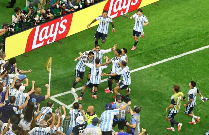 Jugadores de la selección argentina celebrando un gol en el Mundial 2026