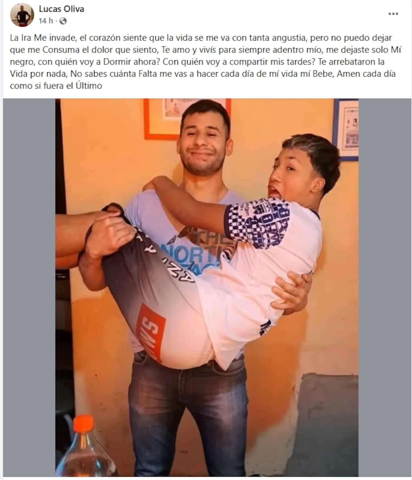 Lucas Oliva abrazando a su hermano Lautaro Servín en un emotivo momento familiar