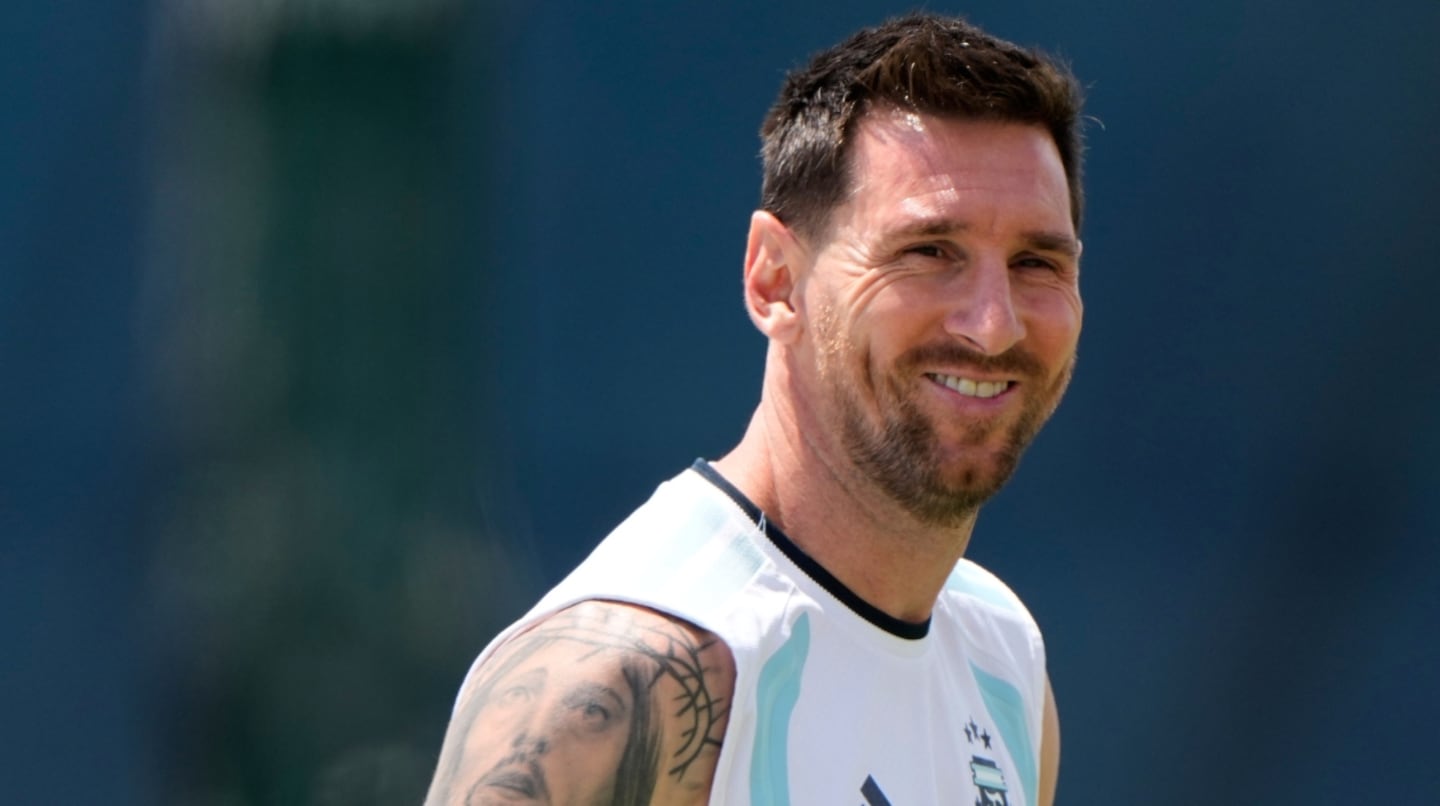 Lionel Messi sonríe durante un entrenamiento en el Mundial 2026