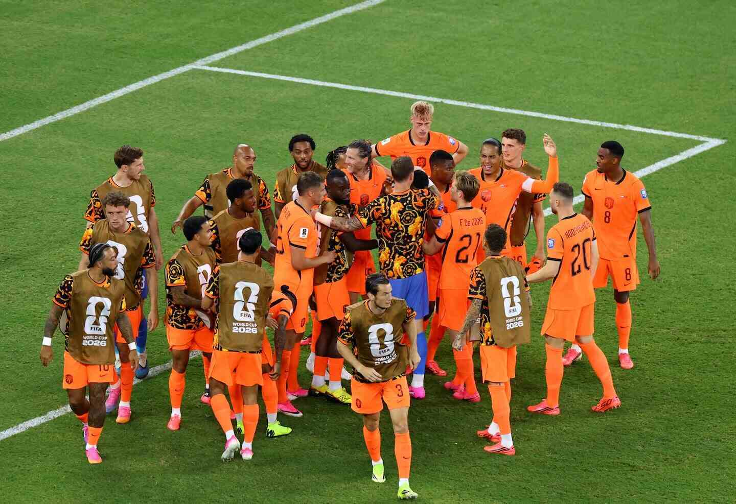 Jugadores de Países Bajos celebran el gol de Cody Gakpo en el Mundial 2026