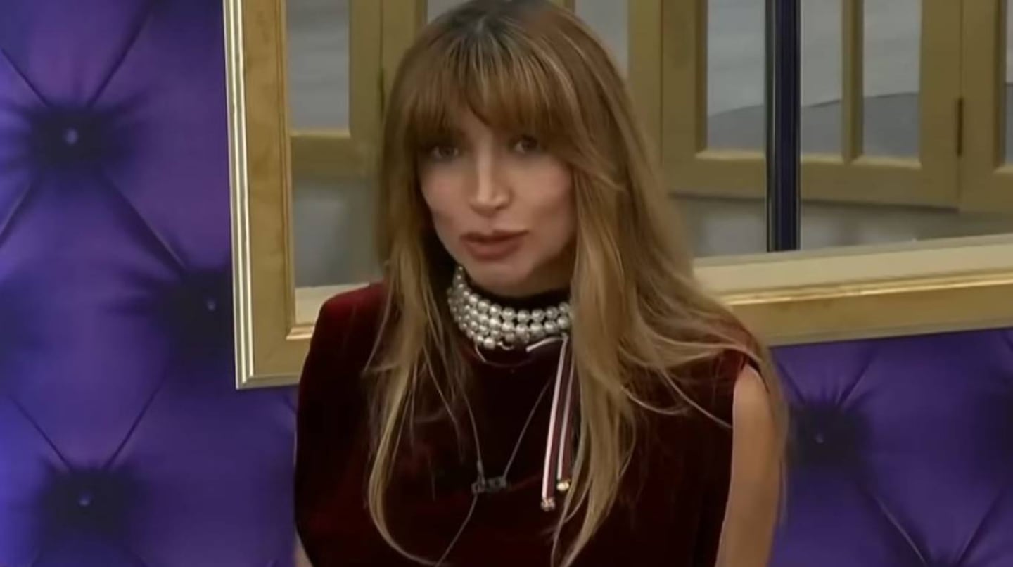 Sol Abraham durante una gala de Gran Hermano compartiendo recuerdos sobre su padre