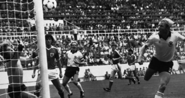 El escandaloso pacto de Gijón entre Alemania y Austria en el Mundial 1982