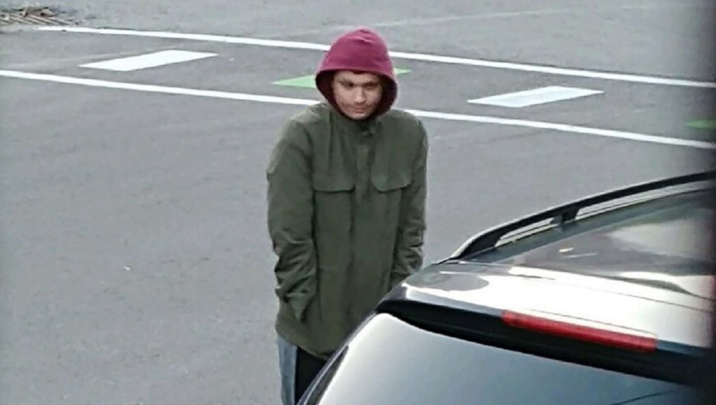 Timmothy Pitzen, niño desaparecido, en una imagen de seguridad