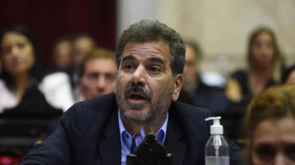 Celebración del PRO por la renuncia de Manuel Adorni