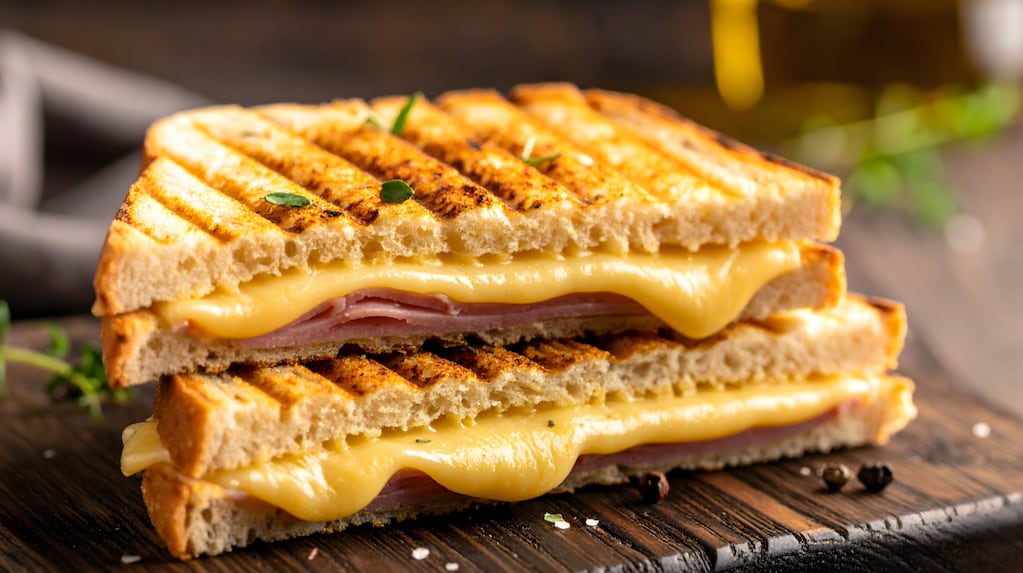 Sándwich crujiente con manteca