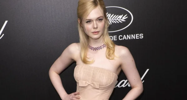 Elle Fanning en un evento de cine