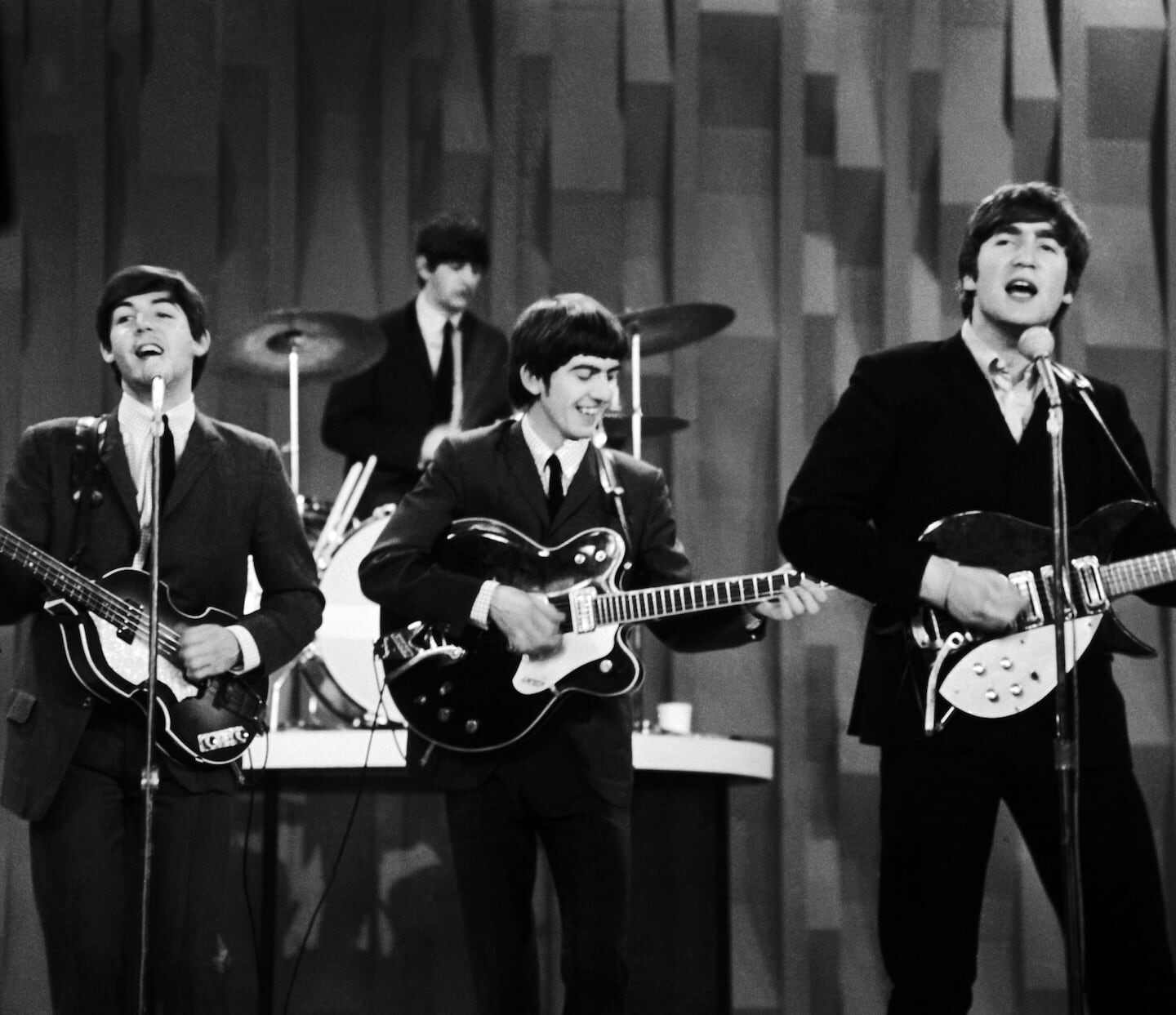 Los Beatles actuando en 'Top of the Pops' en 1964
