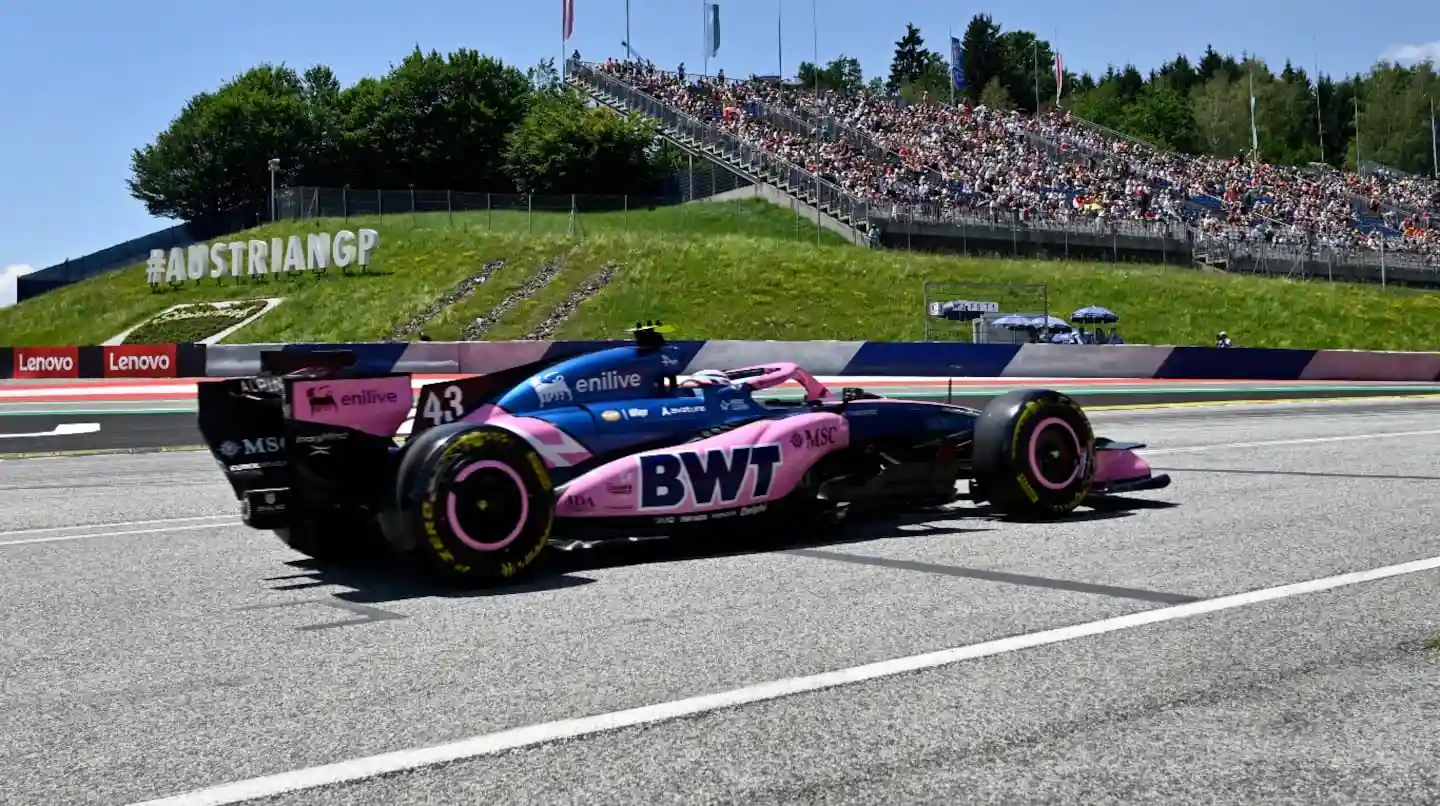 Franco Colapinto en su monoplaza durante el GP de Austria en el circuito de Spielberg