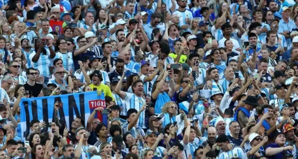 Hinchas argentinos hablando sobre Cabo Verde en el Mundial 2026