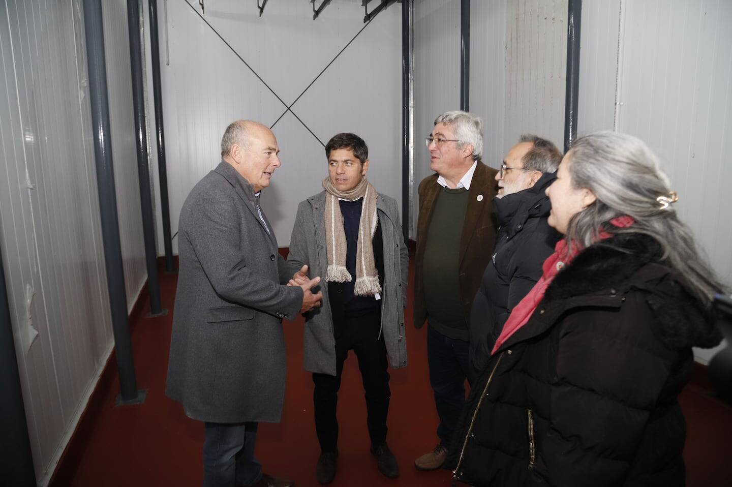 Inauguración del frigorífico municipal en Laprida con funcionarios y productores locales