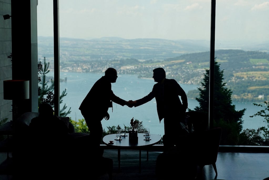 Reunión entre Irán y Estados Unidos en Suiza