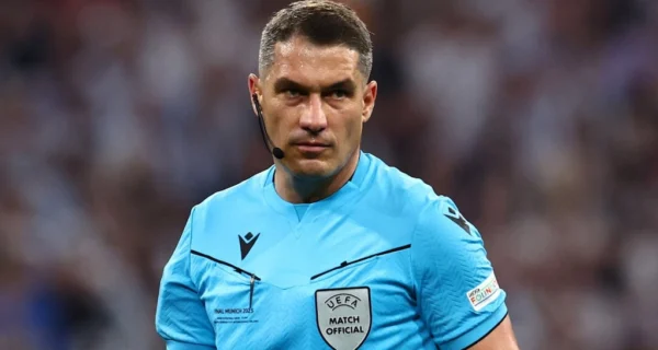 István Kovács, árbitro del partido Argentina vs Jordania en el Mundial 2026