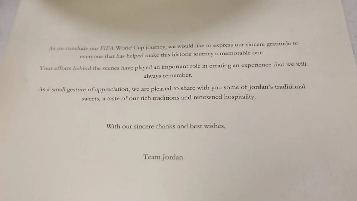 Nota de agradecimiento de Jordania a la FIFA con baklava tras el Mundial 2026