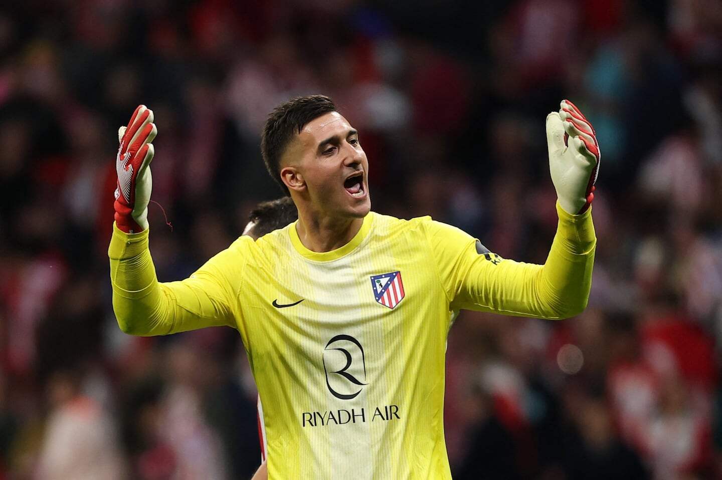 Juan Musso, arquero suplente de la Selección argentina, en acción con el Atlético de Madrid