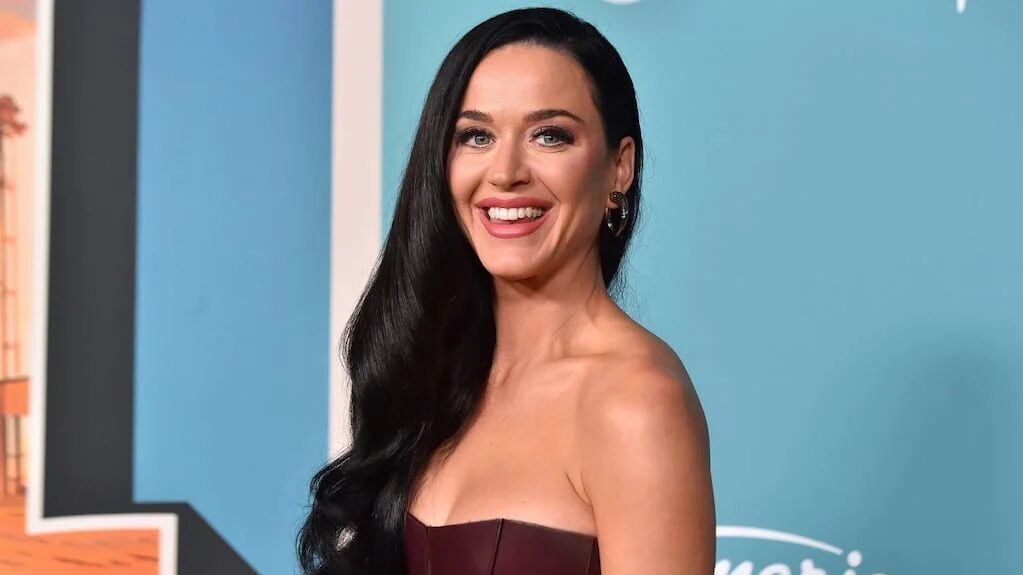 Katy Perry durante una presentación en vivo