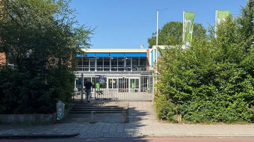 Escuela en Groningen ofrece apoyo tras parricidio