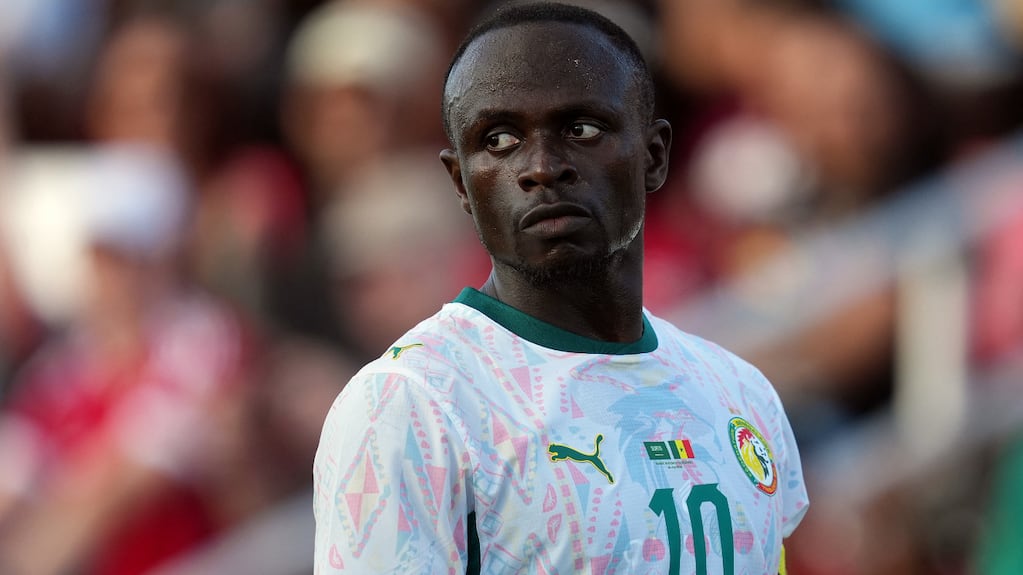 Sadio Mané durante un partido de fútbol