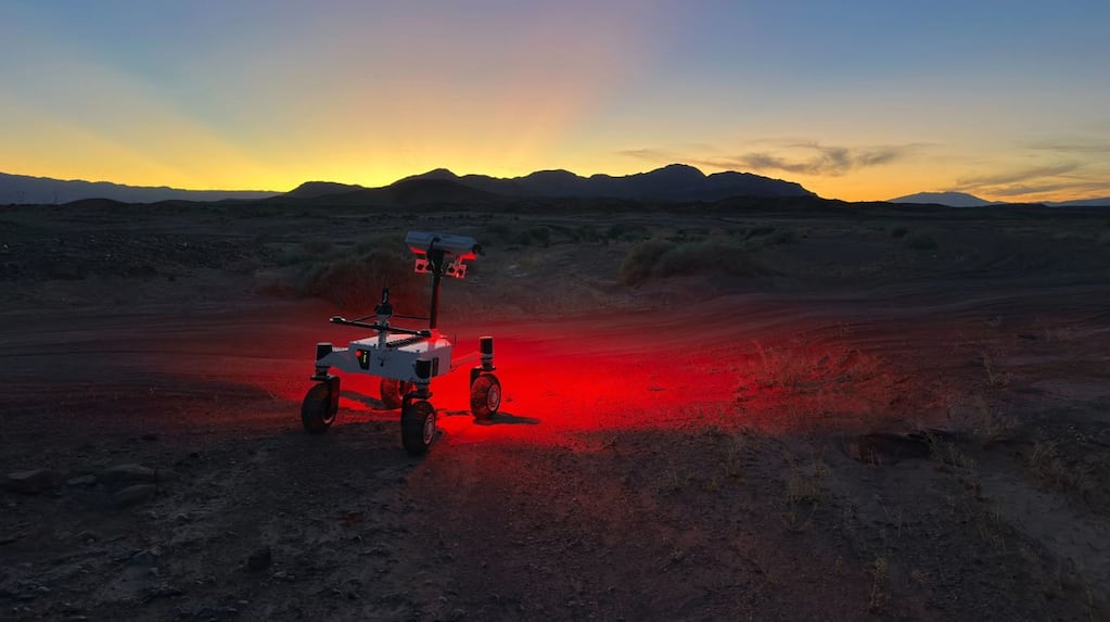 Ernest, el nuevo robot de la NASA en pruebas en el desierto de Colorado