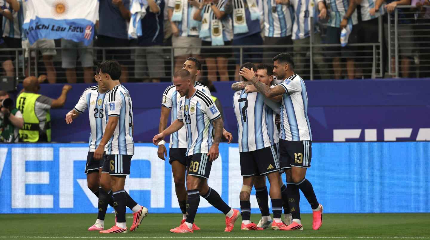 Jugadores de la Selección Argentina celebran un gol en el Mundial 2026