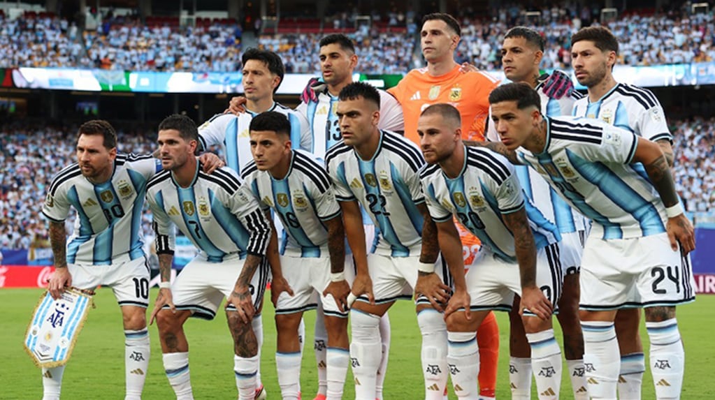 Celebración de la Selección Argentina tras el gol de Messi