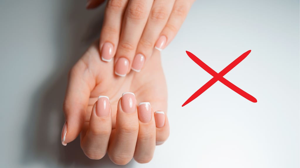 Manicura milky nails