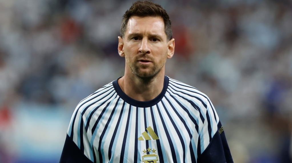 Lionel Messi posando para Dolce & Gabbana en 2013