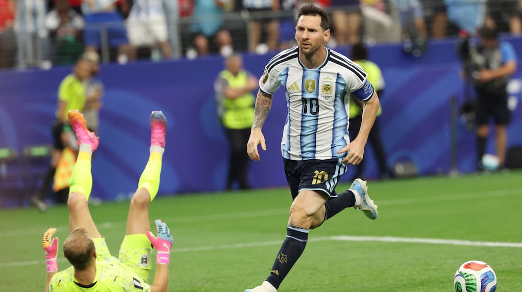 Lionel Messi celebra su gol en el Mundial 2026