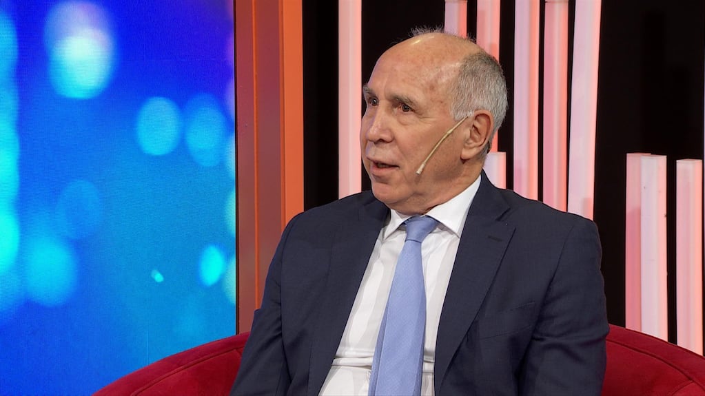 Ricardo Lorenzetti durante una entrevista