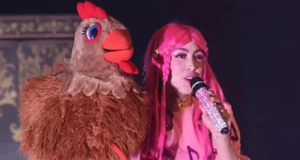 Luli Pampín en un espectáculo infantil
