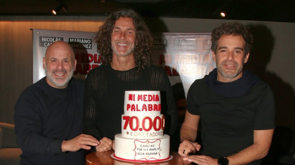 Mariano Martínez, Nicolás Cabré y Bicho Gómez celebran su éxito en el teatro