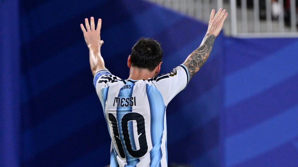 Lionel Messi celebra tras anotar un gol en el Mundial 2026