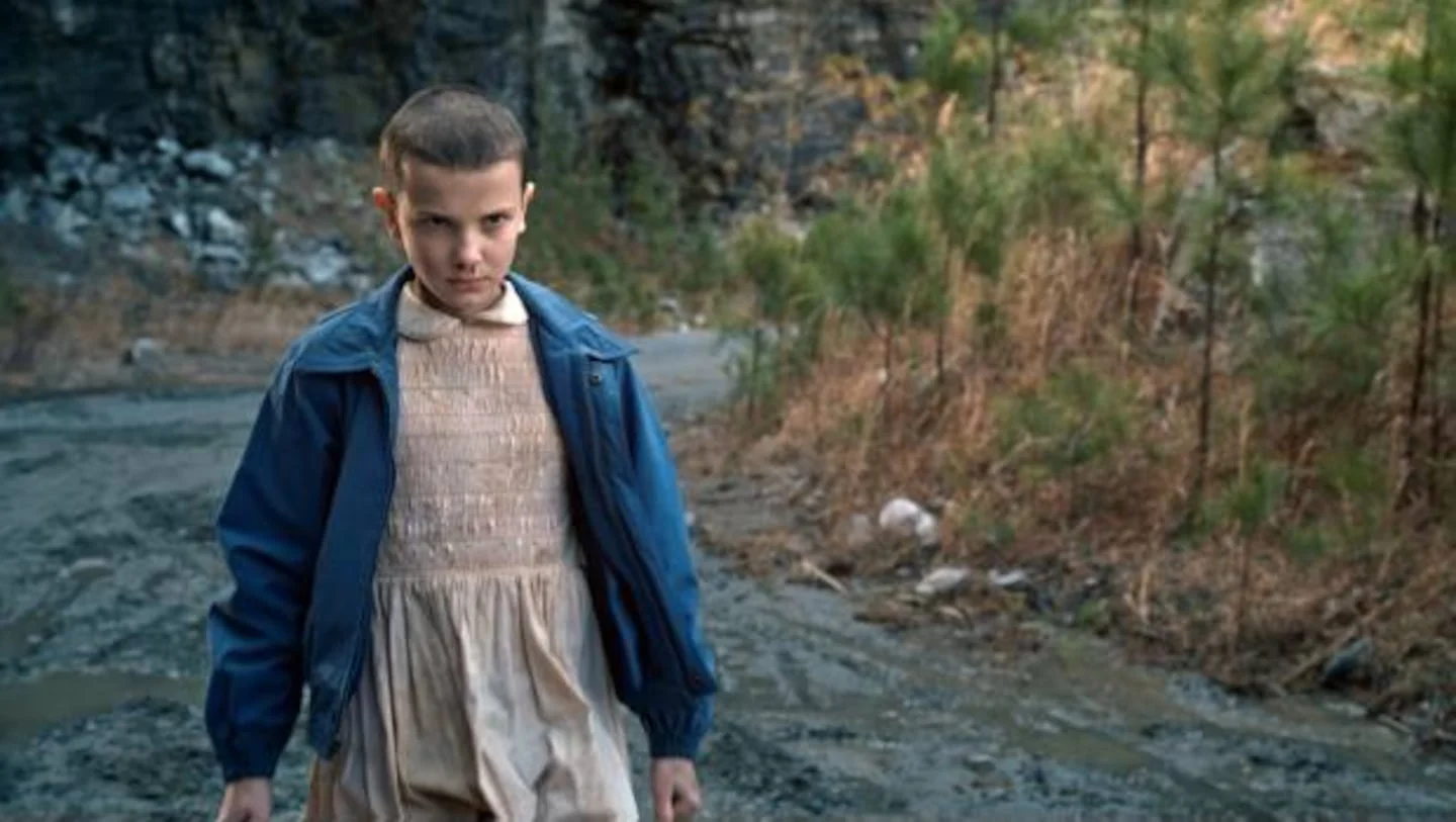 Millie Bobby Brown como Eleven en una escena de 'Stranger Things'