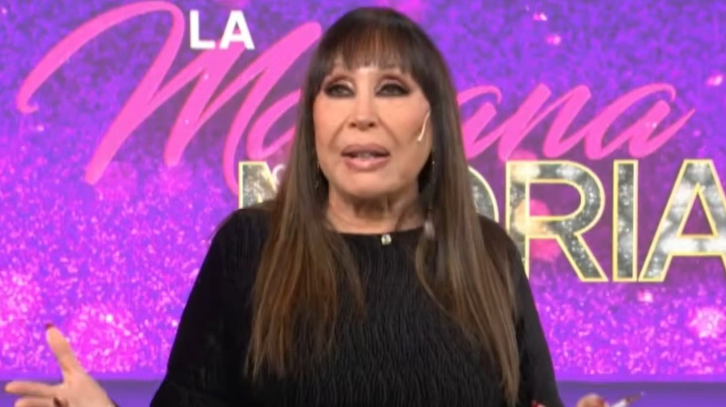 Moria Casán durante su programa de televisión criticando a Jesica Cirio
