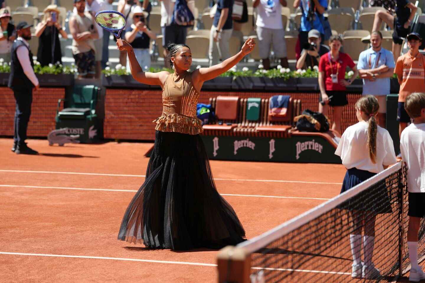 Naomi Osaka vistiendo un kimono inspirado en Kill Bill durante Wimbledon
